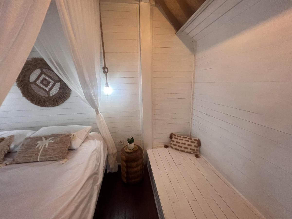 Mista Ceningan'S Beach Bungalows Previously The Kubu 221 Nusa Lembongan  Exterior photo