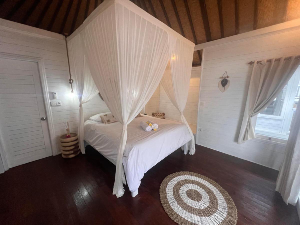 Mista Ceningan'S Beach Bungalows Previously The Kubu 221 Nusa Lembongan  Exterior photo