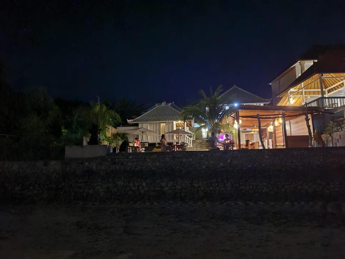 Mista Ceningan'S Beach Bungalows Previously The Kubu 221 Nusa Lembongan  Exterior photo